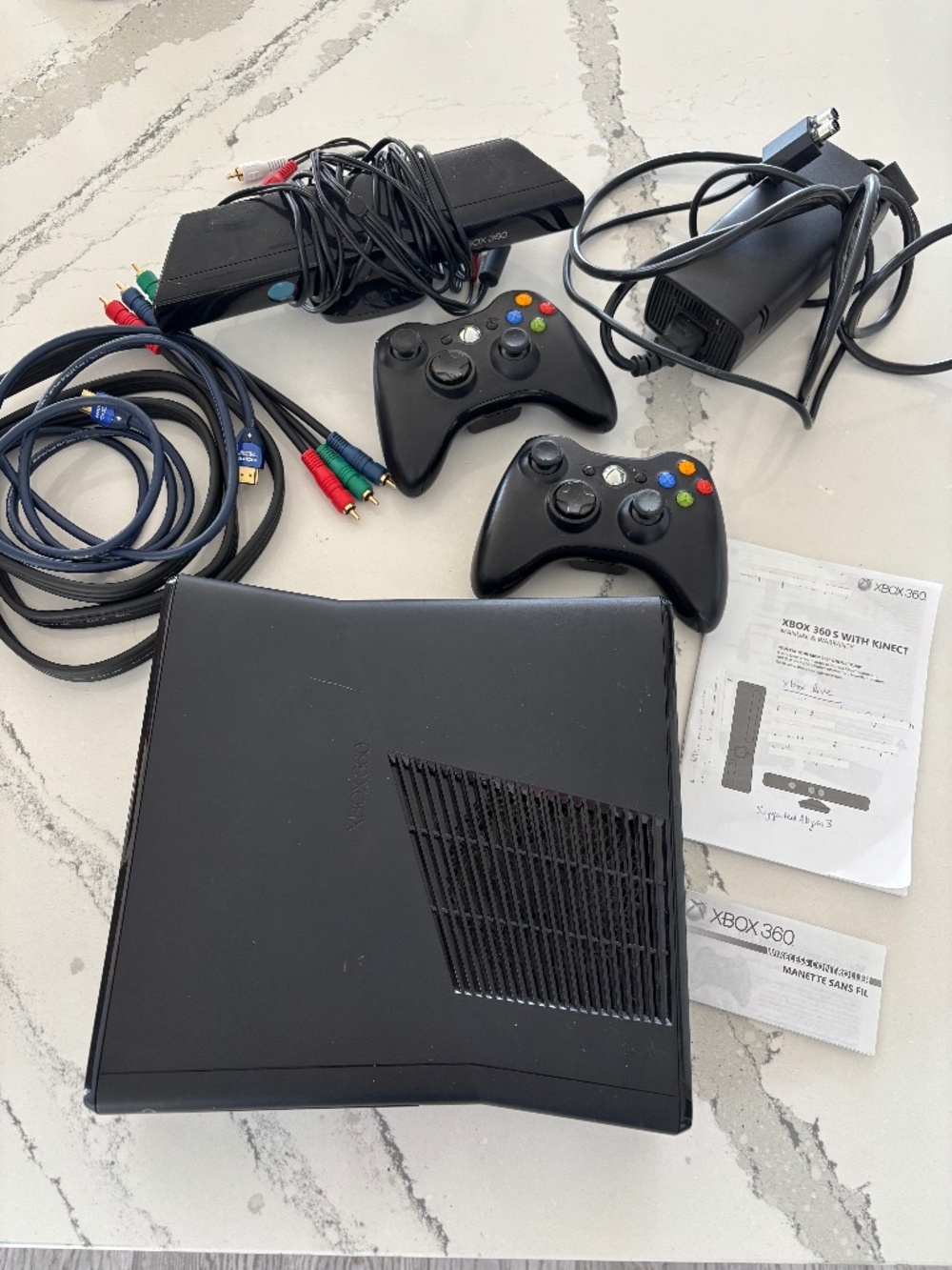 Sony XBOX 360 Plus 26 Games